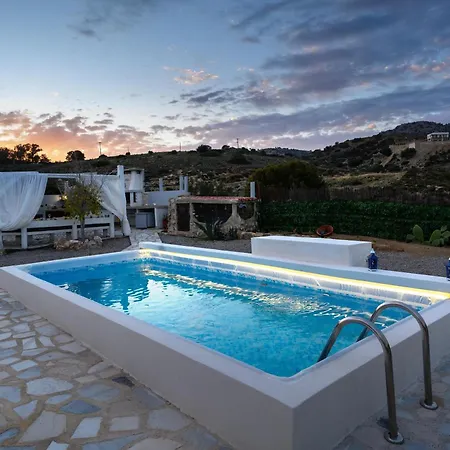 Calm And Joy Summer House * Afandu