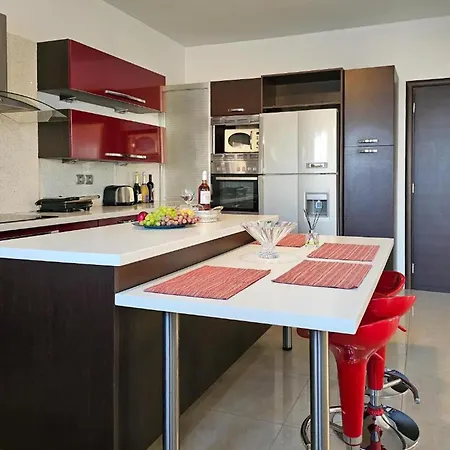 Willa Calm And Joy Summer House