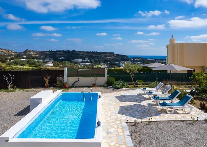 Calm And Joy Summer House *