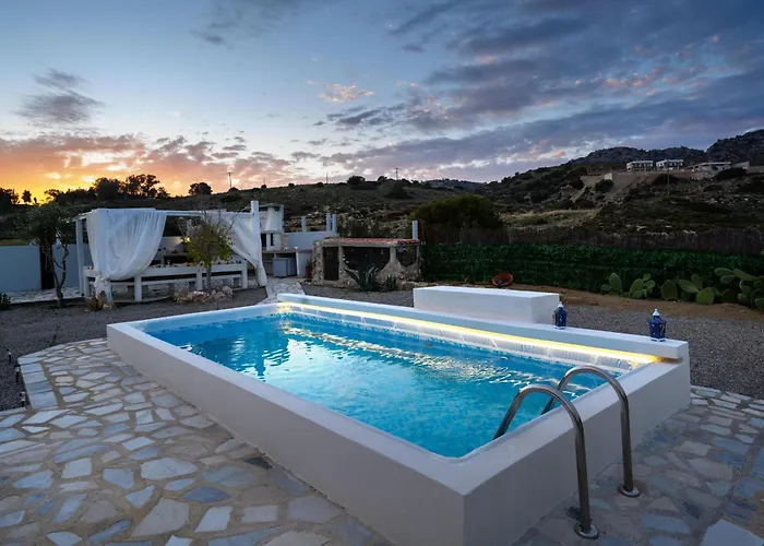 Calm And Joy Summer House * Afantou