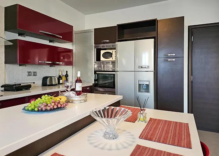 Calm And Joy Summer House *