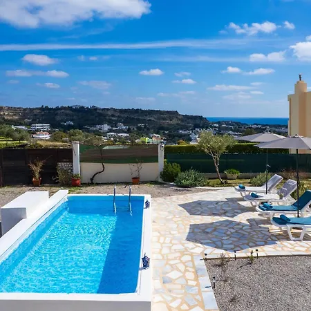 Calm And Joy Summer House *