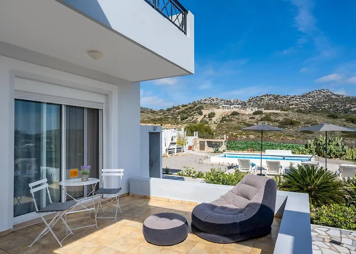 Calm And Joy Summer House Afándu