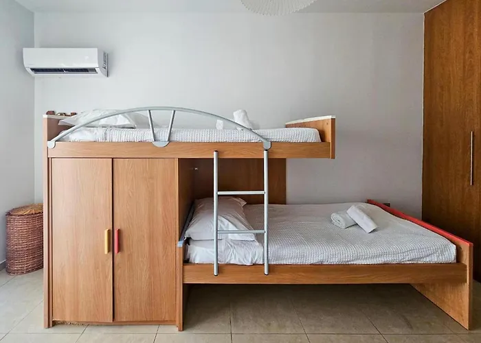 Willa Calm And Joy Summer House *